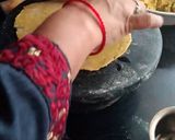 A picture of step 2 of मटर पनीर पराठा.