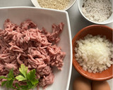 Foto del paso 1 de la receta: Rollo jugoso de carne picada, relleno, con especias sabor Cookpad (en airFryer)