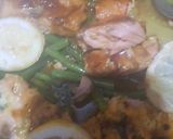 A picture of step 11 of Pan fried salmon with green beans and sauce.