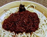 A picture of step 4 of Stifried Garlic Spaghetti and Mayonnaise Stew.