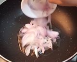 A picture of step 1 of Chicken Yogurt Curry.