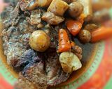 Une image de l'étape 6 de Côtes de porc, champignons, pommes de terre et carottes à la NUTRICOOK.