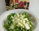 Pas rețetă Salată verde cu cașcaval uscat și merișoare 1 fotografie