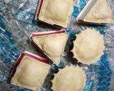 A picture of step 9 of Cup pies.
