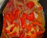 Foto del paso 7 de la receta: Rollitos de ternera en salsa de pimientos