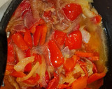 Foto del paso 7 de la receta: Rollitos de ternera en salsa de pimientos