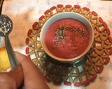 Foto del paso 10 de la receta: Crema fría de remolacha y kefir (o yogur) a la hierbabuena, con sal de jamón y tejas de queso