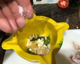 Foto del paso 4 de la receta: Zarzuela de rape, merluza y gambones