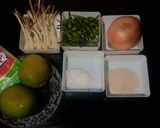 Foto langkah ke 2 dari resep Ayam goreng lokio cabe ijo.