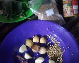 Foto langkah ke 1 dari resep Ayam Goreng Berempah Malaysia.