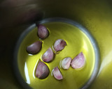 Foto del paso 1 de la receta: Conejo al ajillo