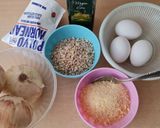 Foto del paso 1 de la receta: Torta de cebolla y avena 🧅 en sartén 🧅 Torta de cebolla sin horno y en versión saludable