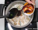 รูปขั้นตอนการทำที่ 4 ของ ต้มยำกุ้งมะพร้าวอ่อน