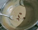 A picture of step 2 of Oreo shots.
