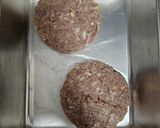 Foto langkah ke 2 dari resep Hamburg Steak in Japanese Style.