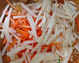 Foto langkah ke 2 dari resep Lumpia Bengkuang.