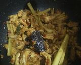 Foto langkah ke 5 dari resep Ayam Suwir Pedas.