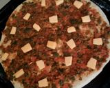 A picture of step 4 of Hawaiian Pizza.