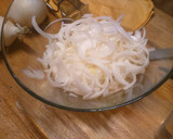 Foto del paso 1 de la receta: Conejo con cebolla