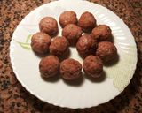 Foto del paso 12 de la receta Albóndigas en salsa de berenjenas y cebollas
