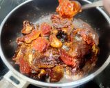 A picture of step 3 of Pasta al Nero di Seppia.