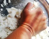 A picture of step 2 of Rice noodles in coconut milk.