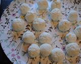 A picture of step 7 of My yogurt balls.