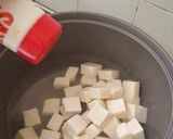 Foto langkah ke 2 dari resep Tumis tahu telor kucai.