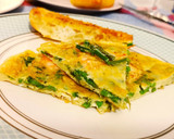Foto del paso 7 de la receta: Tortilla de trigueros con gambas rojas