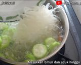 Foto langkah ke 4 dari resep Sop Bihun Oyong.