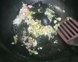 Foto langkah ke 2 dari resep Sup Ayam Wortel.