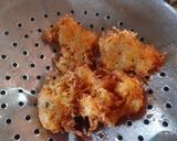 Foto langkah ke 5 dari resep Bakwan wortel labu siam.