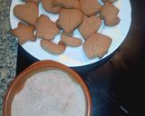 Foto del paso 5 de la receta: Galletitas navideñas de cacao sin mantequilla