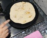 A picture of step 6 of Asian Patatoe paratha.