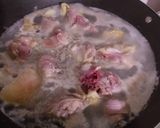 Hình bước làm 1 của món Gà kho coca