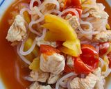 รูปขั้นตอนการทำที่ 4 ของ ผัดเปรี้ยวหวานอกไก่เส้นบุกนุ่ม คลีน