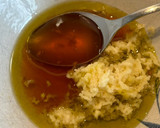 Foto del paso 2 de la receta: Paletilla de cordero entera al horno con especias y miel