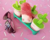 A picture of step 3 of Strawberries and Cream Popsicles.