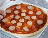 Foto langkah ke 4 dari resep Italian Crispy Pizza.