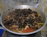 Foto langkah ke 5 dari resep Tutut pedes kuah santen.