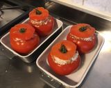 Une image de l'étape 5 de Tomates farcies au pecorino et farce maison (porc,moutarde,curry…).