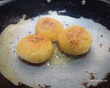 A picture of step 3 of Sabudana Pattice.