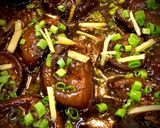 Hình bước làm 5 của món Nấm Đông Cô Sốt Tàu Xì