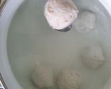 Foto langkah ke 2 dari resep Soup Hiwan (Bakso Ikan).
