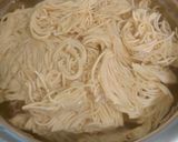 ভেজিটেবলস এগ চাউমিন (vegetables egg chow mein recipe in Bengali) রেসিপির ধাপ 1 ছবি