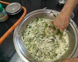 A picture of step 17 of Undhiyu.