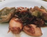 Foto del paso 7 de la receta: Calamarcitos con cebolla caramelizada 🧅 y alcachofas confitadas