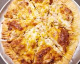 A picture of step 2 of Ground Pork with Corn Pizza.