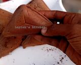 A picture of step 5 of Chocolate sandwich cake.