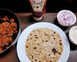 A picture of step 7 of Tangy chatpata Rajma Roll.